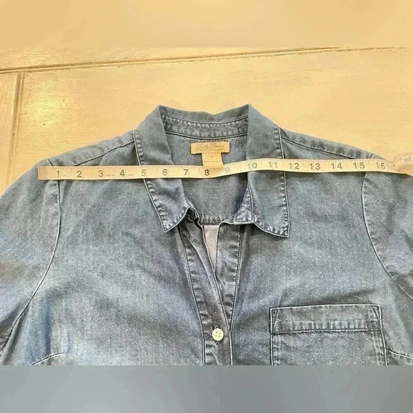 Lucky Brand Charleigh Polka Dot Denim Chambray Shirt SZ M - Picture 5 of 10